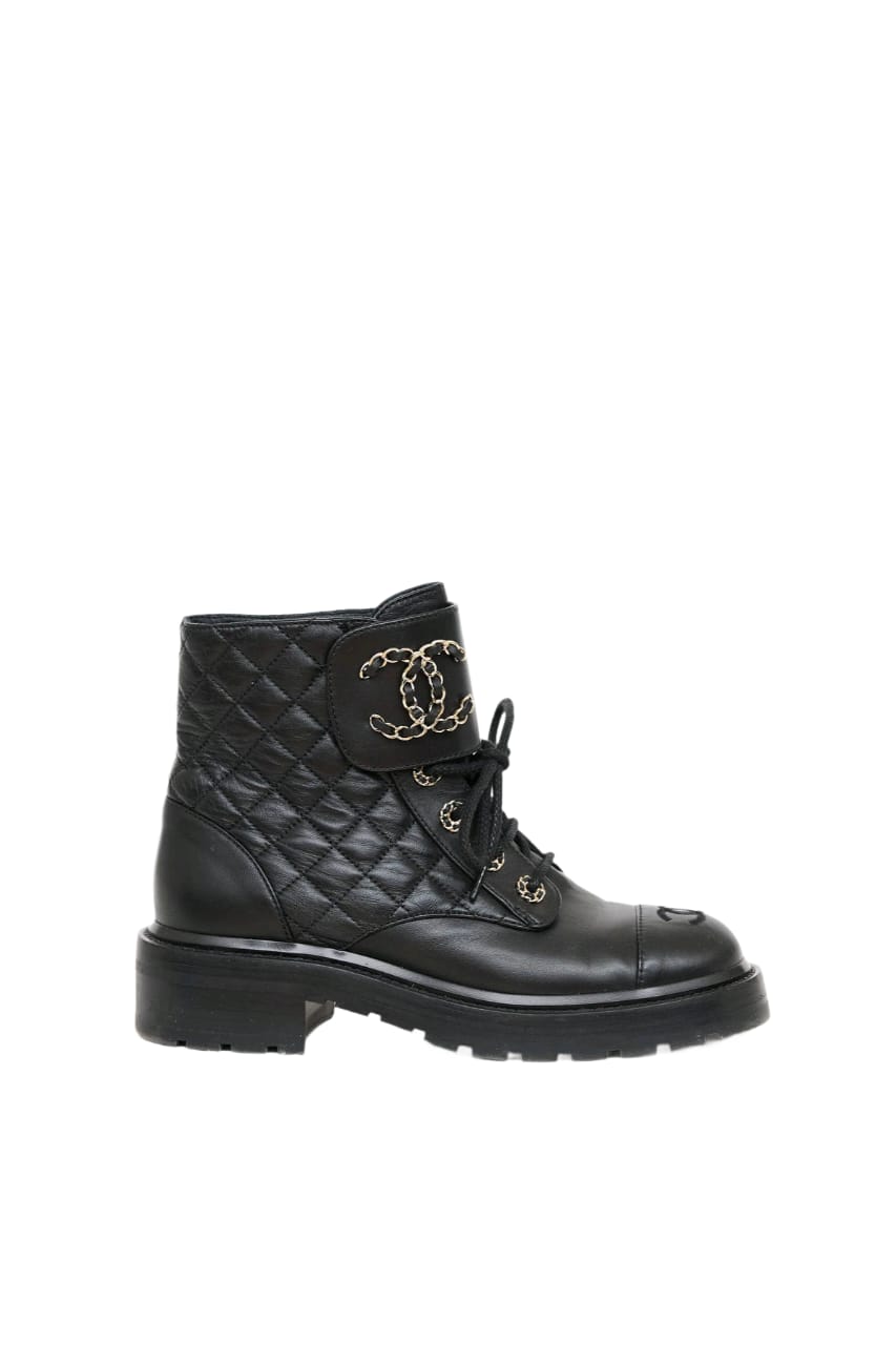 ZAPATO QUILTED COMBAT CHANEL